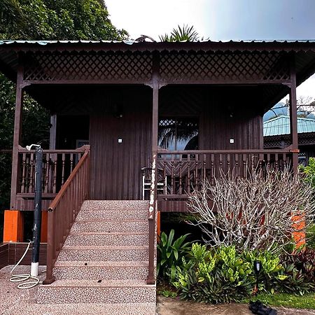 Abc Chalet Tioman Kampong Ayer Batang Екстер'єр фото