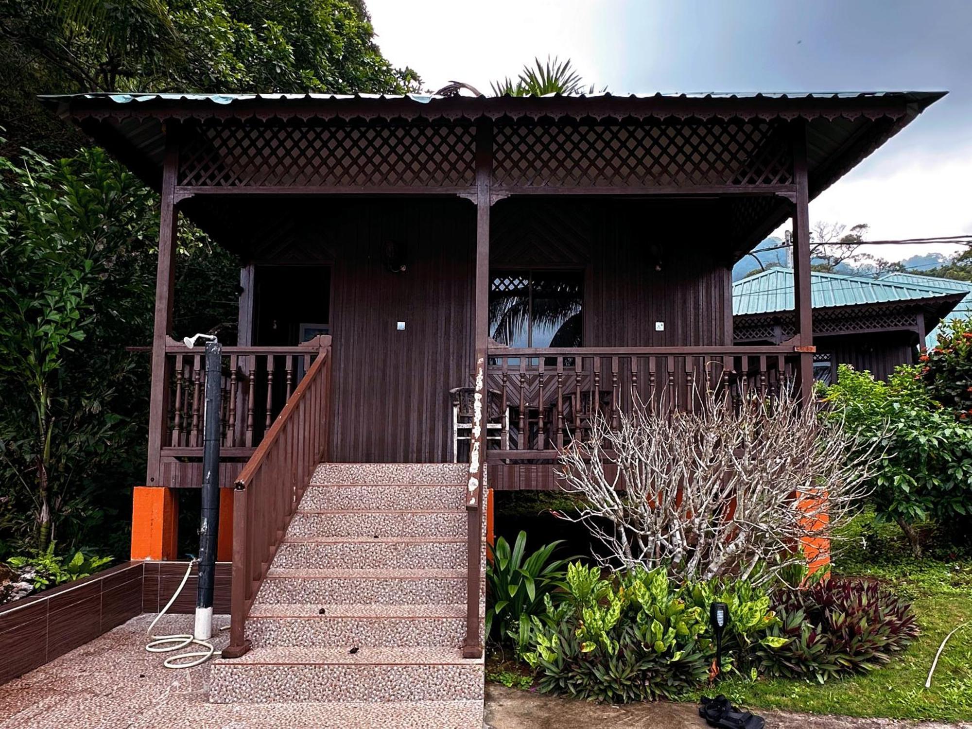 Abc Chalet Tioman Kampong Ayer Batang Екстер'єр фото