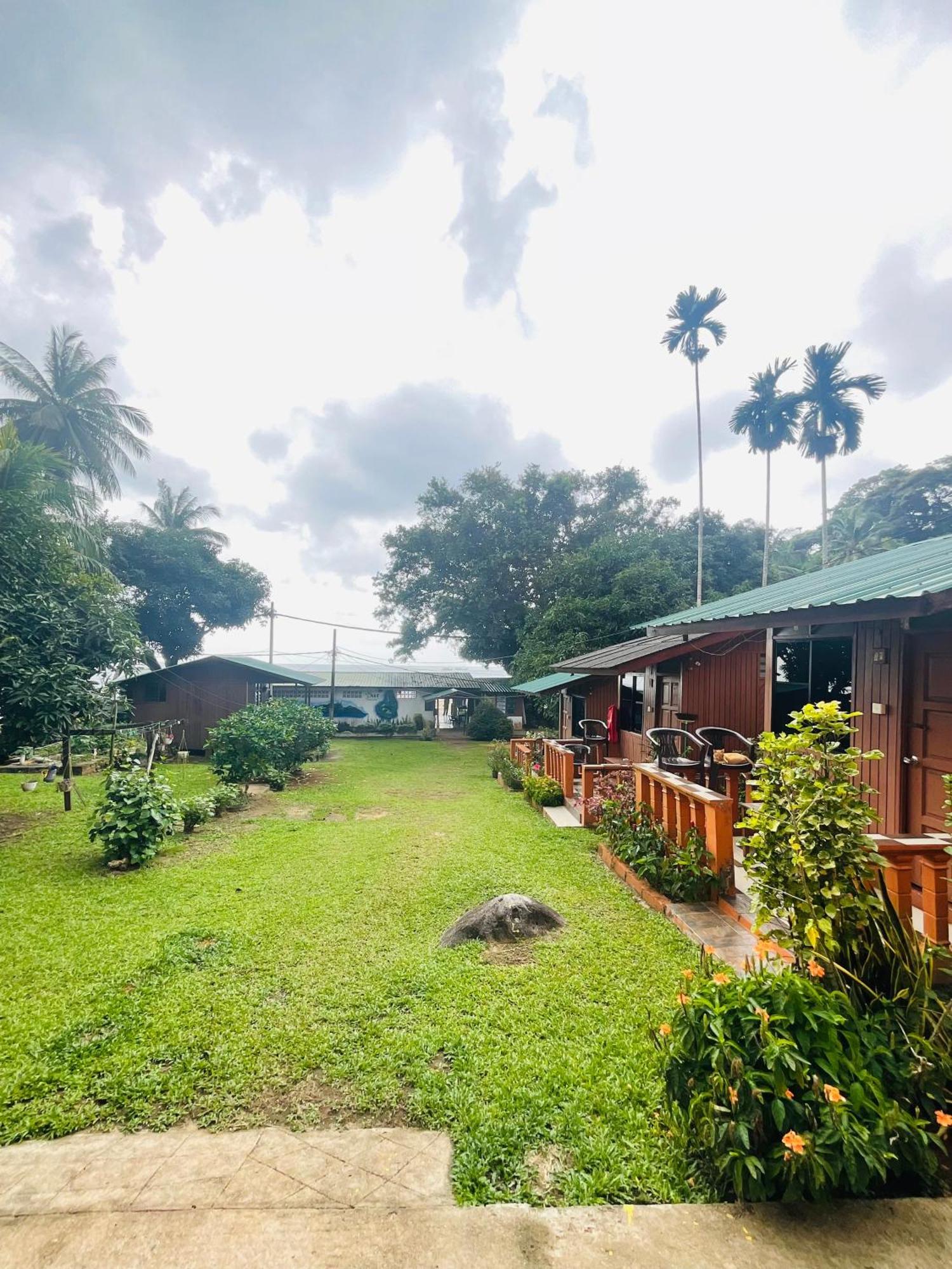 Abc Chalet Tioman Kampong Ayer Batang Екстер'єр фото